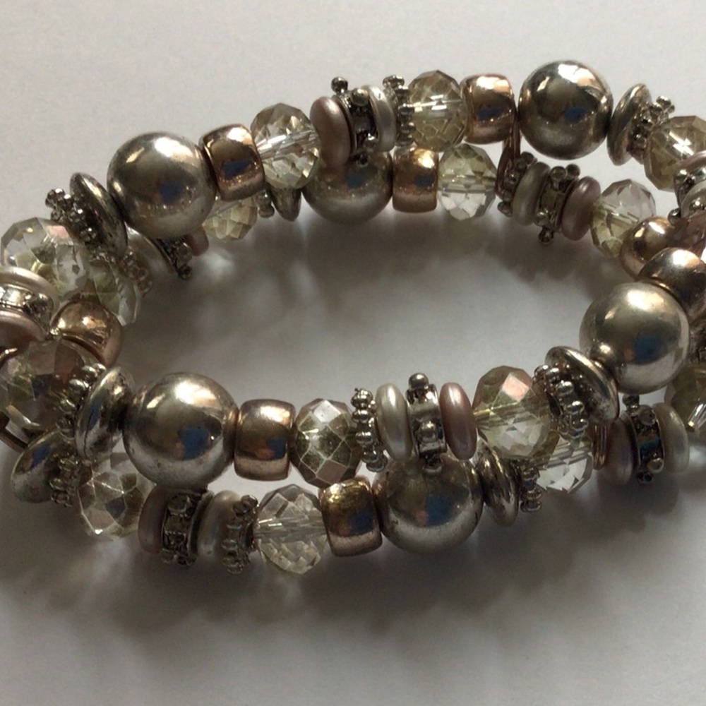 Ruby Rd. Stretch double bead bracelet. - Picture 3 of 3
